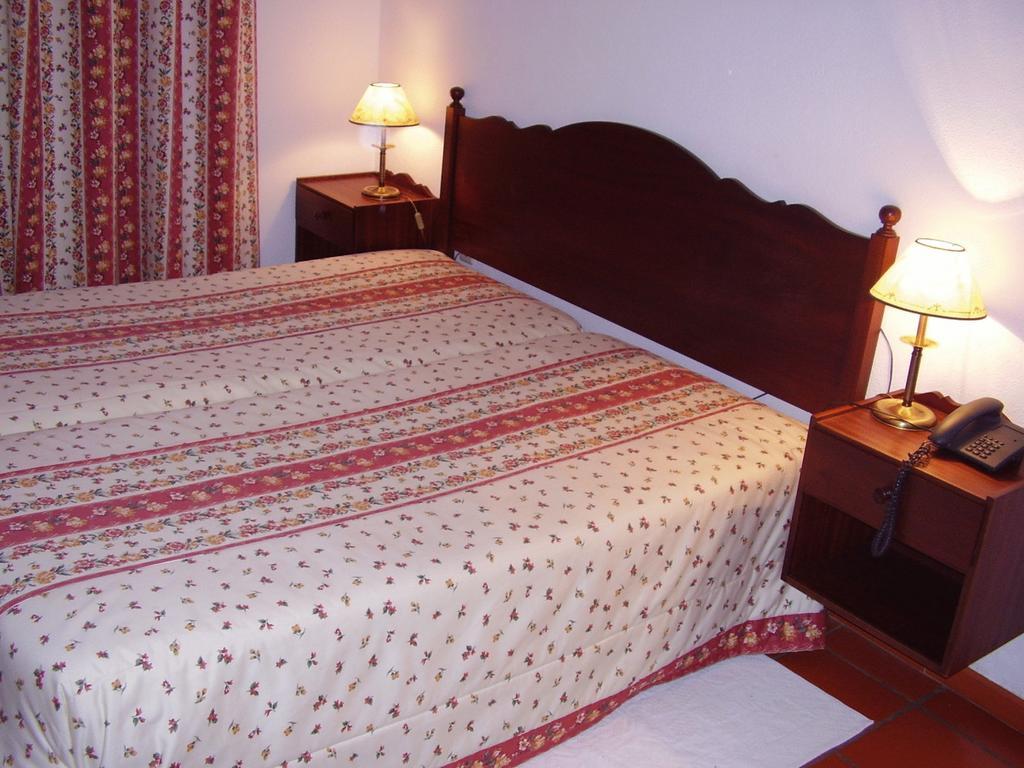 מונפורטיניו Hotel Das Termas מראה חיצוני תמונה