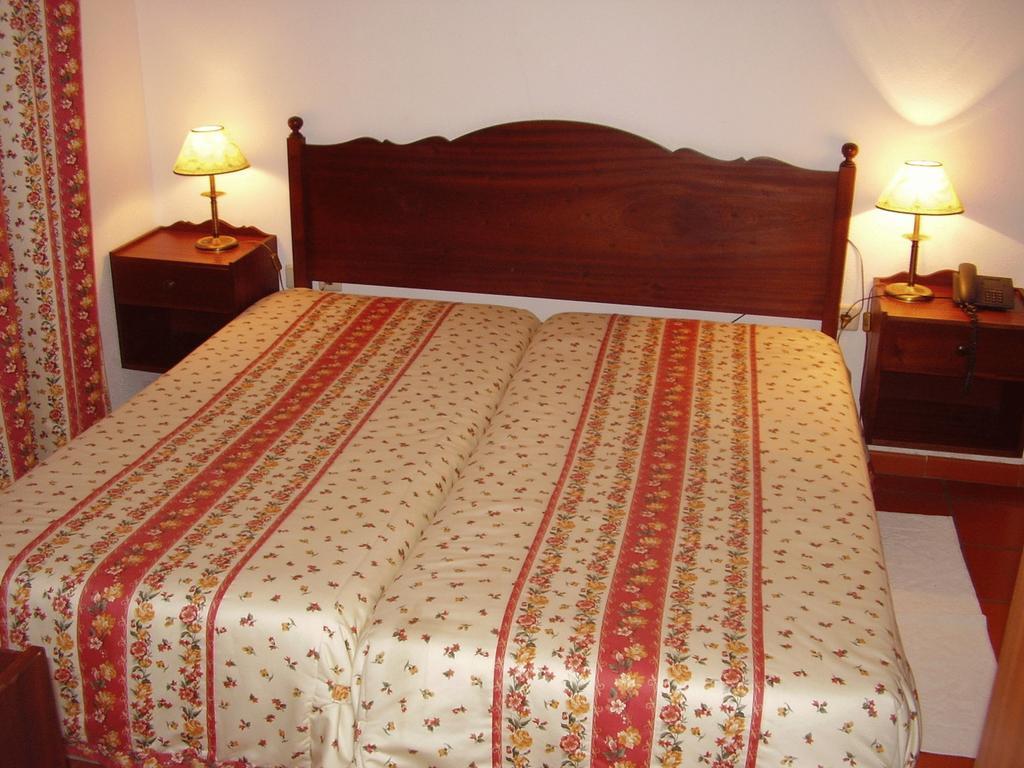 מונפורטיניו Hotel Das Termas מראה חיצוני תמונה